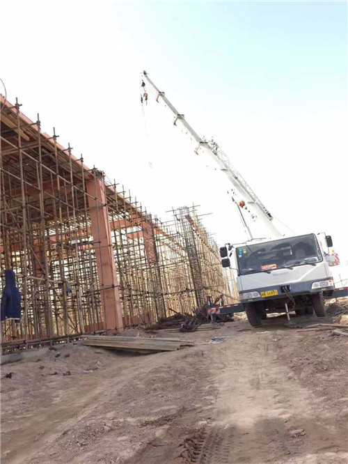 潘集区吊车作业的安全注意事项有哪些？